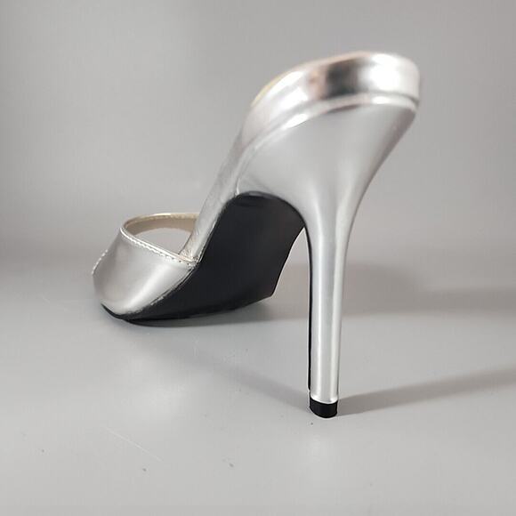 Pleaser Women's Silver Classique-01 Sandal - 4" Pump - Size 7M - Picture 6 of 10